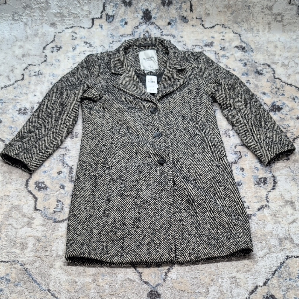 Women's Black and Gray Herringbone Coat